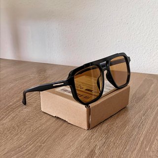 Gafas de sol aviador cuadradas ámbar
