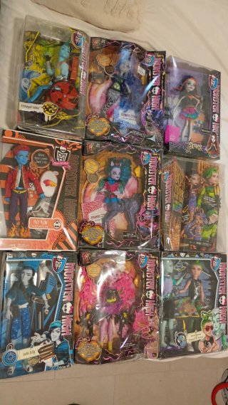 Muñecas Monster High: Finnegan, Holt, Scaris