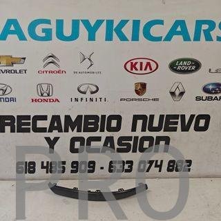 MOLDURA DERECHA PARACHOQUES DELANTERO CITROEN C4