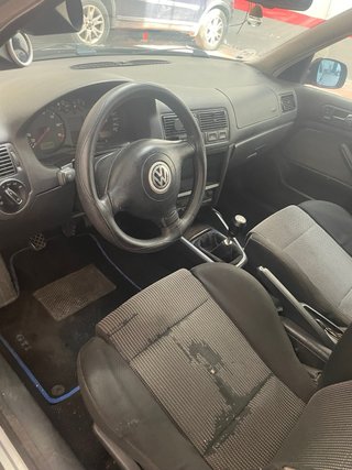 Volkswagen Golf 2002