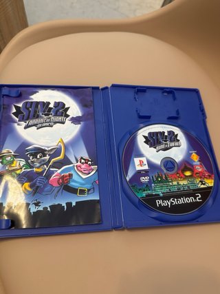 Sly 2: Ladrones de Guante Blanco PS2