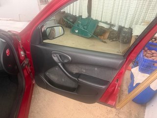Citroen Xsara  1.6  16V gasolina