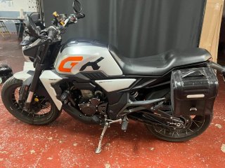 Zontes GK350 Moto Naked