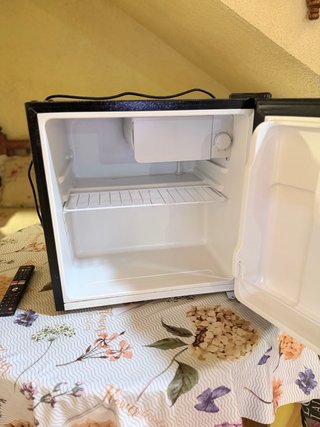 Nevera Cecotec 45L