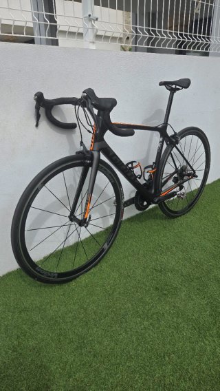 Bicicleta Giant TCR CARBONO FULL ULTEGRA.