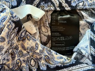 Shorts H&M blu damascati in viscosa – vita alta –