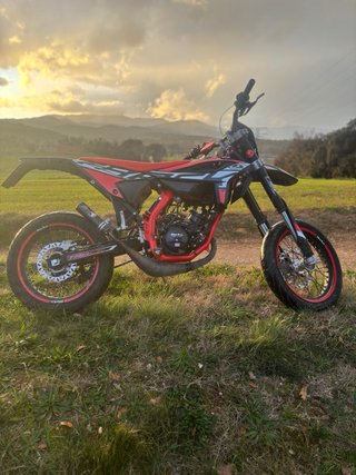 Beta RR Track 50cc Supermotard Roja