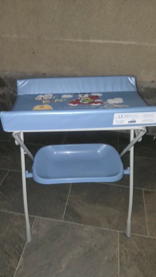 Bañera y cambiador para bebé