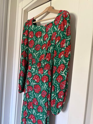 Vestido Lady Pipa floral verde y rojo