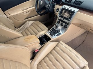 Volkswagen Passat 2010