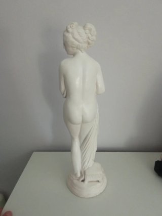 Figura Estilo Venus Clásica