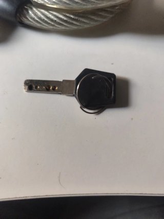 Candado de cable para bicicleta