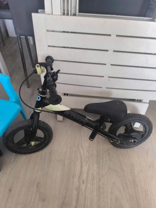 Bicicleta de equilibrio infantil b-twin