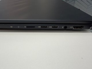 ASUS Zenbook 14 OLED-AMD Ryzen 7-16GB RAM-1TB HD