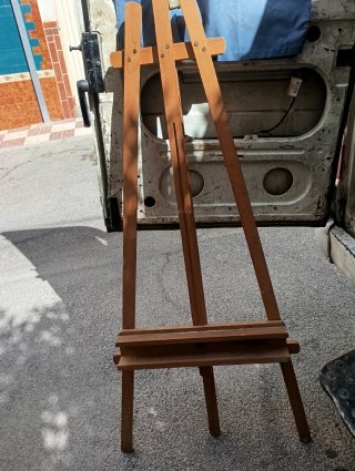 Trípode de madera para pintar