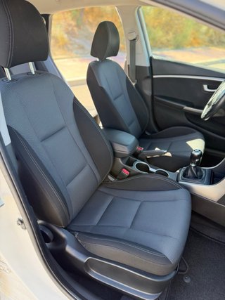 Hyundai i30 CRDI 110cv