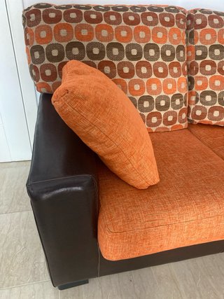 Divano 2 posti + 3 posti (letto)