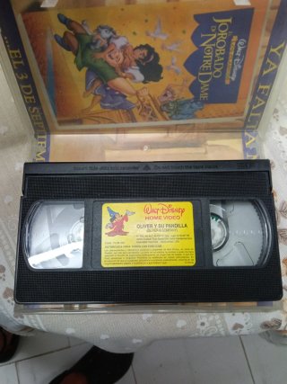 Oliver y su Pandilla VHS Disney Clásicos