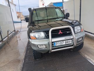 Mitsubishi Montero 2001