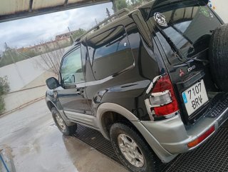 Mitsubishi Montero 2001