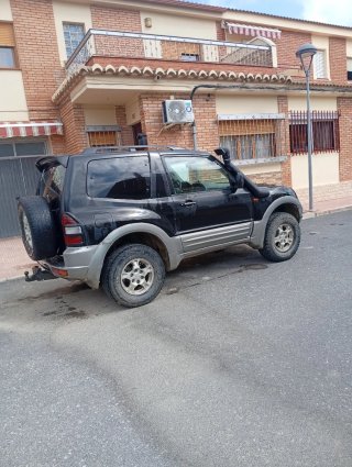 Mitsubishi Montero 2001