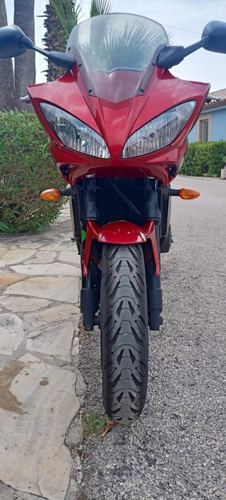 Yamaha FZ6 Fazer Roja