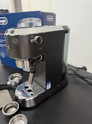 Cafetera DeLonghi Dedica Acero Inoxidable