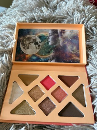 Paleta de sombras ATHR BEAUTY