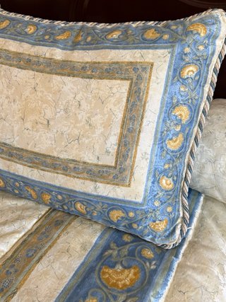 Edredón Beige y Azul de Reig Martí