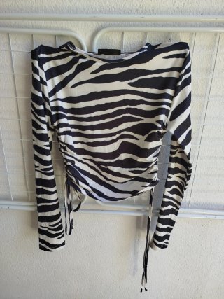Camiseta cebra manga larga talla S