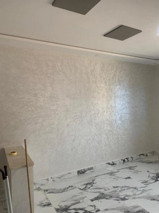 Suelo vinílico gris madera