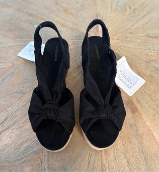 Alpargatas Negras Nuevas