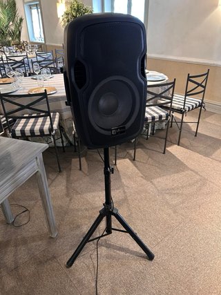 Altavoz Wiibo con micrófono y luces LED