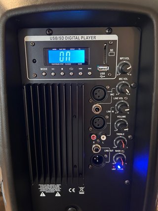 Altavoz Wiibo con micrófono y luces LED