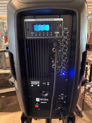 Altavoz Wiibo con micrófono y luces LED