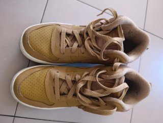 Zapatillas Nike Marrones Talla 39