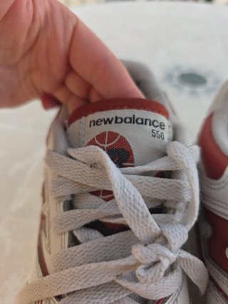 New Balance 550 BBW550BR bianche e rosse