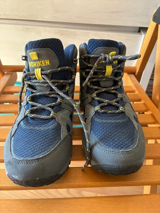 Zapatos montaña niño