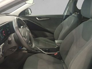 Kia Niro 1.6 GDi HEV 104kW (141CV) Concept