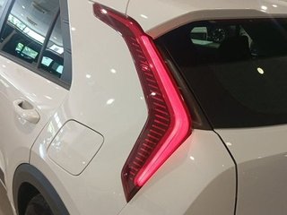 Kia Niro 1.6 GDi HEV 104kW (141CV) Concept