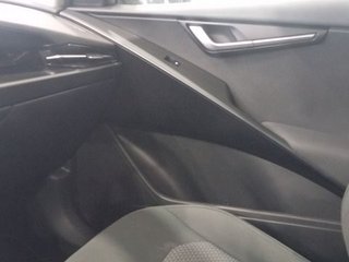 Kia Niro 1.6 GDi HEV 104kW (141CV) Concept