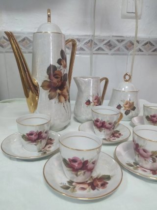 JUEGO de CAFÉ VINTAGE - Porcelana ROSAS