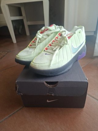 Zapatillas Basket LeBron Witnees