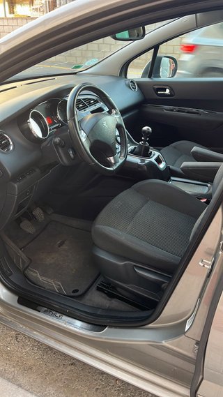 Peugeot 5008 gasolina