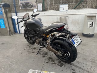 Ducati Monster 821 Dark