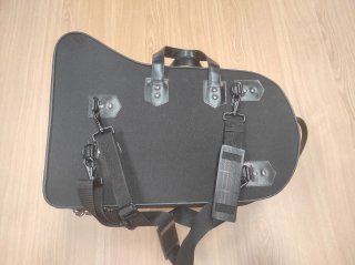 Estuche para fliscorno.