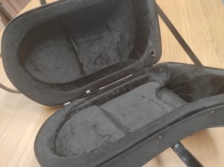 Estuche para fliscorno.