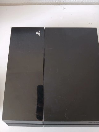 Consola PS4 Fat Negra + Mando