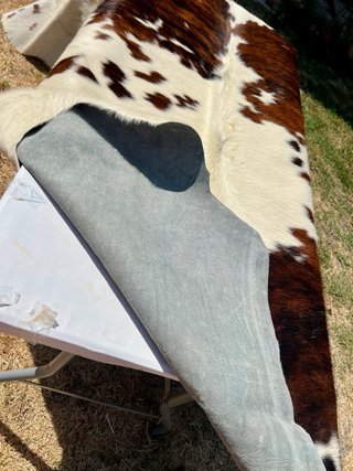 Preciosa alfombra de cuero, auténtico. Medidas
