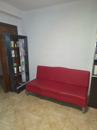 Mobiliario de peluquería completa